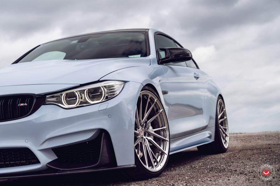 Детали экстерьера BMW M4 Coupe on Vossen Wheels (M-X4T) 2019 года  (фото 6 из 19)